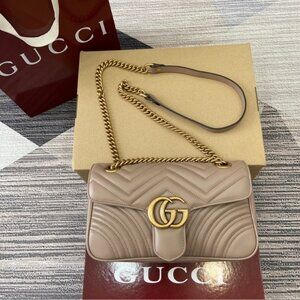 Gucci Marmont Matelassé Leather Shoulder Bag in Taupe